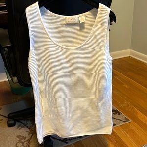 Dana Buchman sleeveless top white size Large